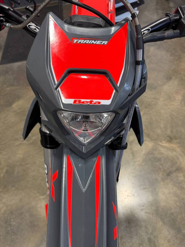 2026 Beta 300 Xtrainer