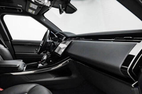 2024 Land Rover Range Rover Sport P360 SE