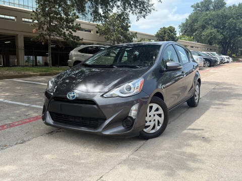 2015 Toyota Prius c One
