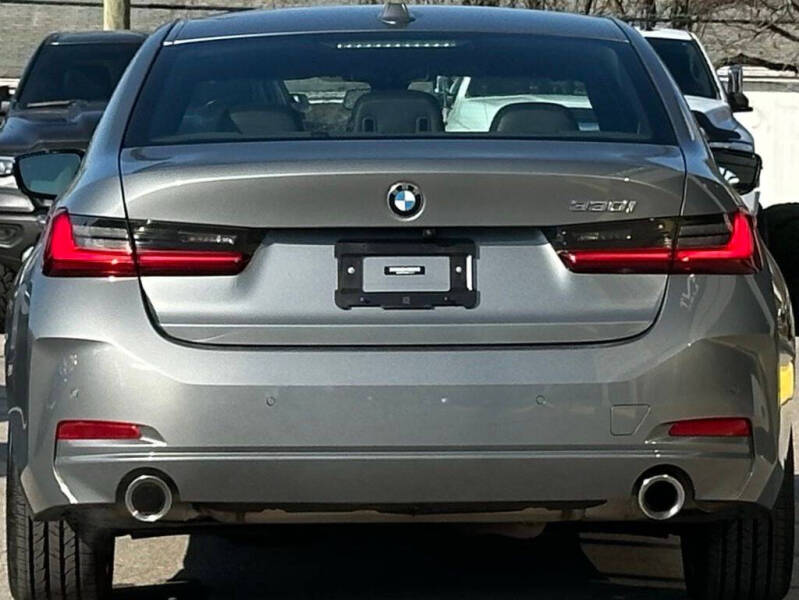 2023 BMW 3 Series 330i