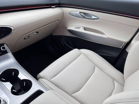 2026 Genesis GV70 2.5T Select