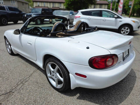 2002 Mazda MX-5 Miata LS