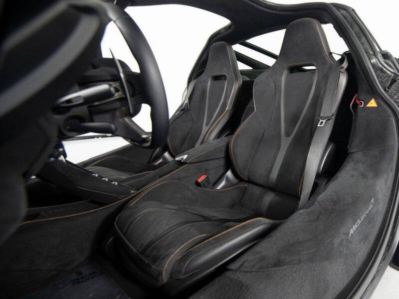 2025 McLaren 750S