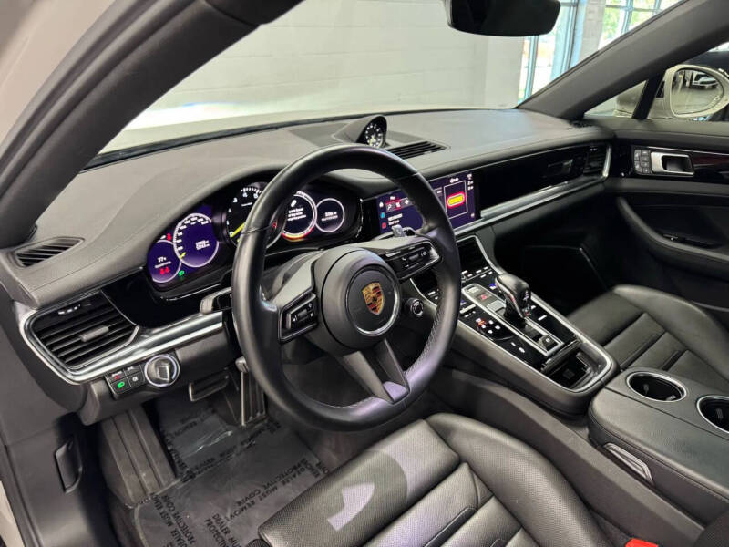 2022 Porsche Panamera 4S E-Hybrid