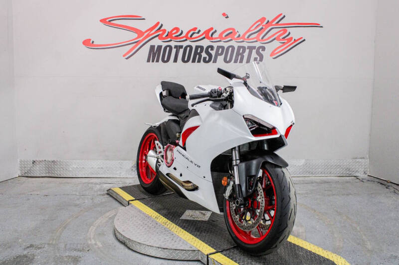 2021 Ducati Panigale V2