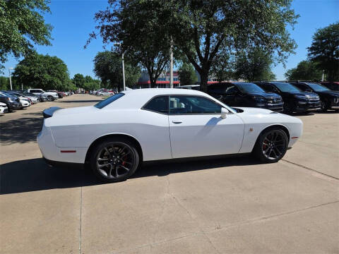 2022 Dodge Challenger