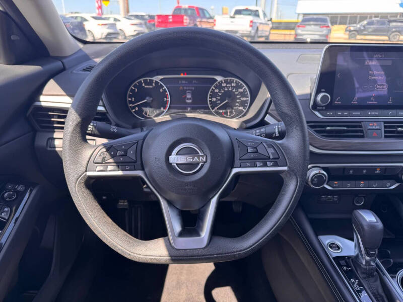2023 Nissan Altima 2.5 SV