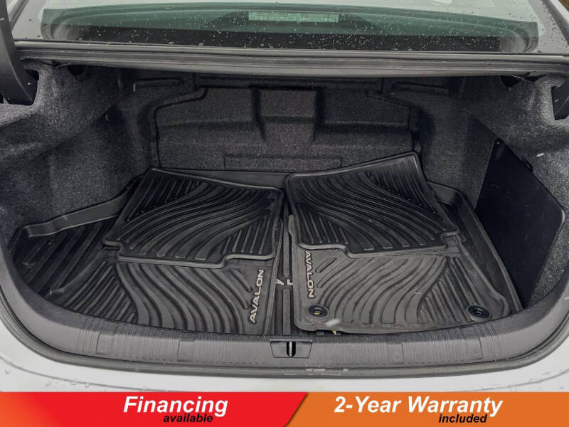 2016 Toyota Avalon Hybrid XLE Premium