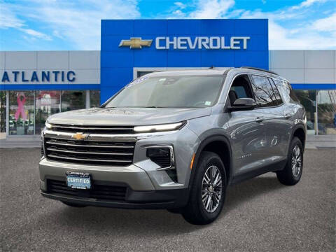 2025 Chevrolet Traverse LT