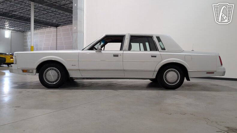 1988 Lincoln Town Car