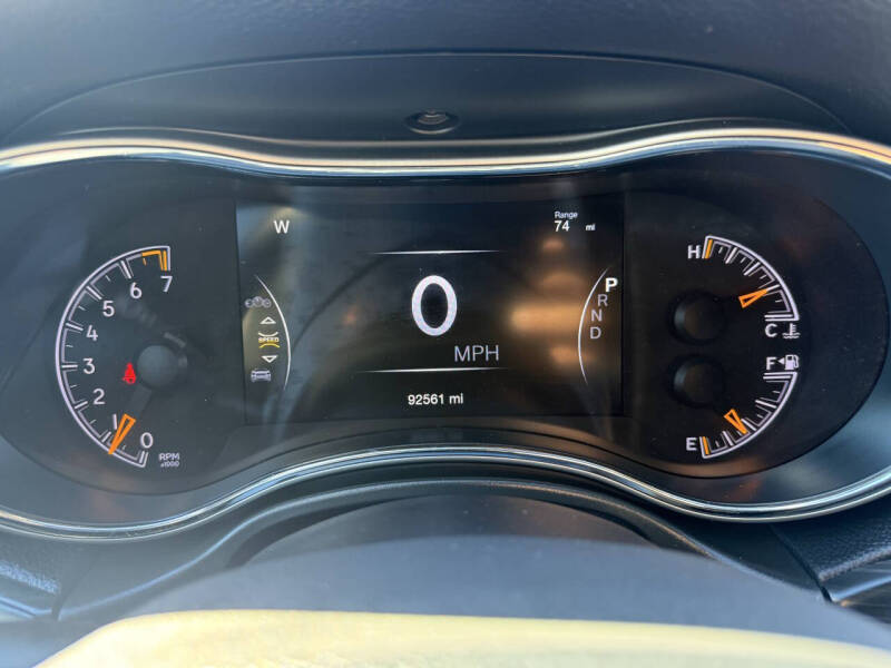 2020 Jeep Grand Cherokee Laredo