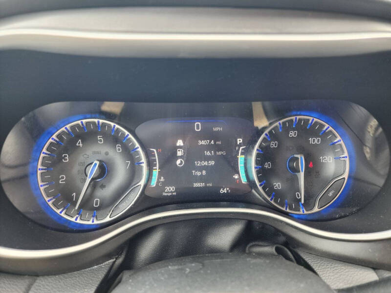 2024 Chrysler Pacifica Touring L