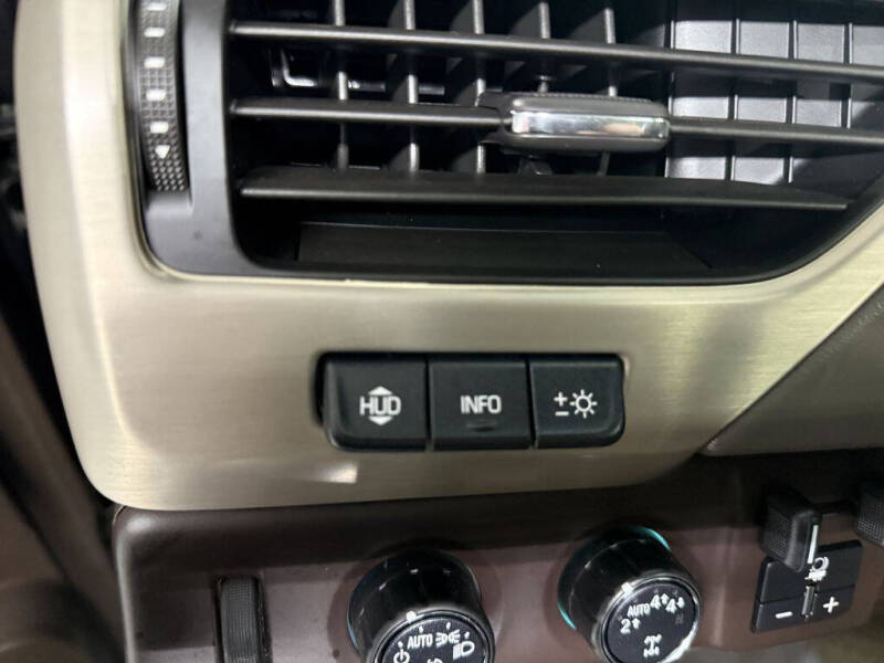 2017 GMC Yukon XL Denali