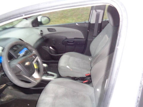 2015 Chevrolet Sonic LS Auto