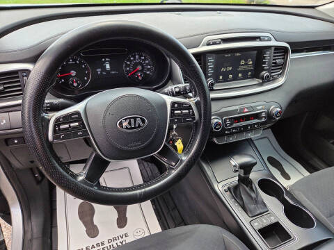 2019 Kia Sorento LX