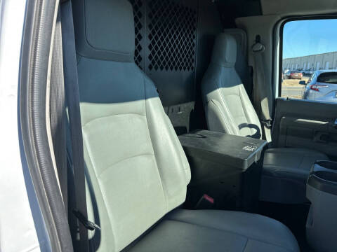 2014 Ford E-Series E-150