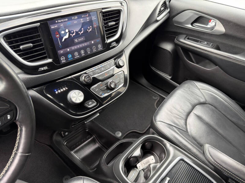 2019 Chrysler Pacifica Touring L Plus