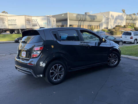 2019 Chevrolet Sonic LT Auto