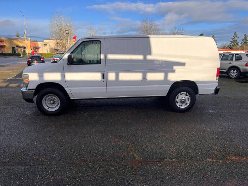 2013 Ford E-Series E-250