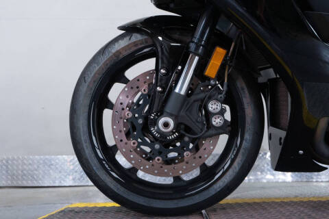 2016 Yamaha YZF-R1