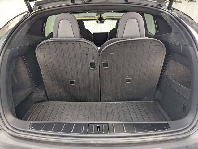 2022 Tesla Model X