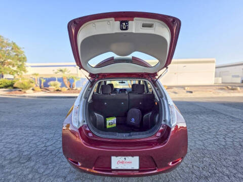 2016 Nissan LEAF SV