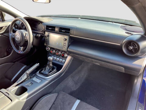 2024 Toyota GR86 Premium