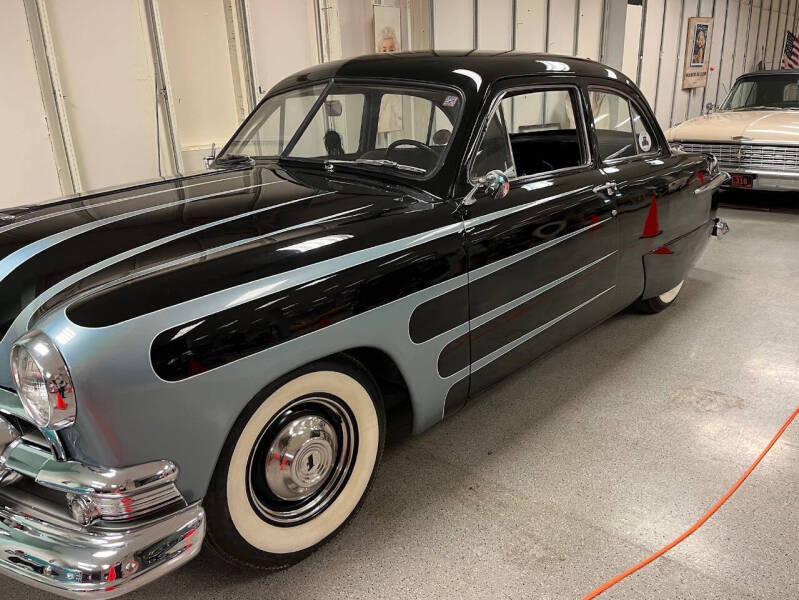 1951 1951 FORD BOTTOM FEEDER  FORD