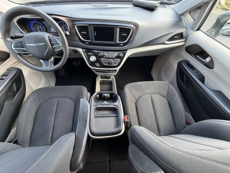 2018 Chrysler Pacifica Touring Plus