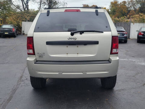 2009 Jeep Grand Cherokee Laredo