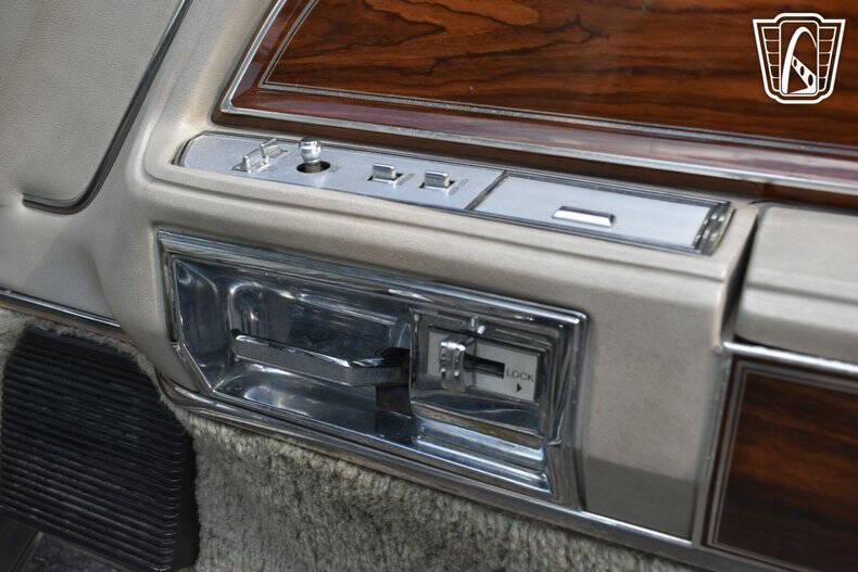 1981 Lincoln Mark VI