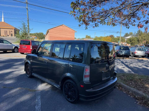 2005 Scion xB