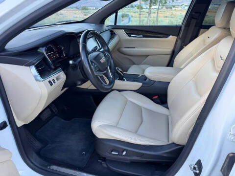 2017 Cadillac XT5