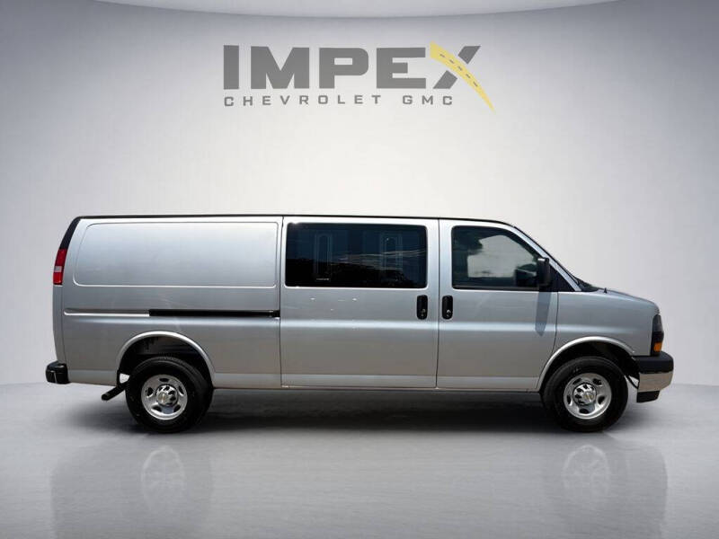 2026 Chevrolet Express 3500
