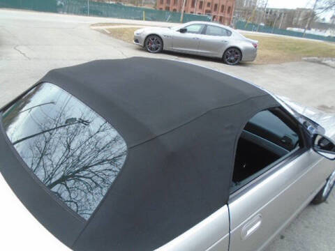2005 Ford Thunderbird Deluxe