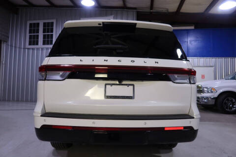 2022 Lincoln Navigator Black Label