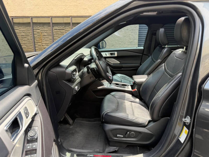 2020 Ford Explorer ST