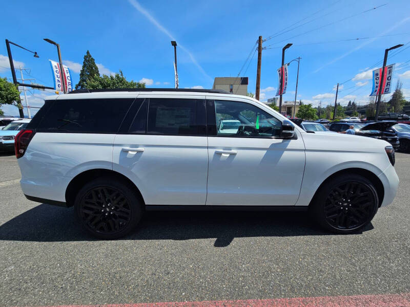 2026 Ford Expedition Platinum