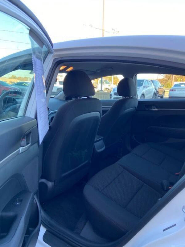 2019 Hyundai Elantra