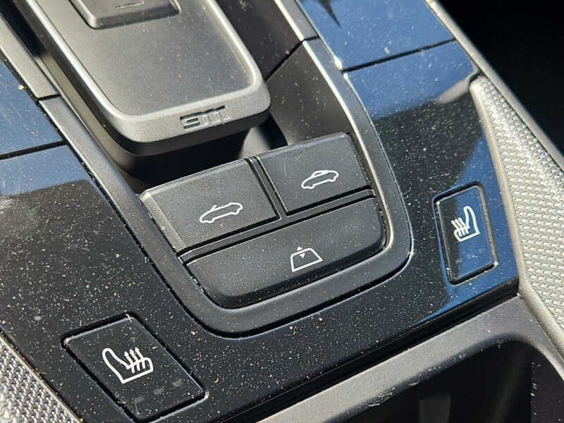 2025 Porsche 911 Carrera