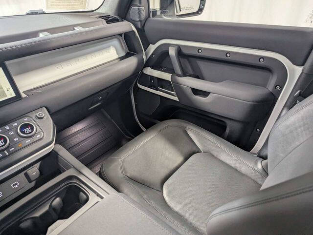 2023 Land Rover Defender