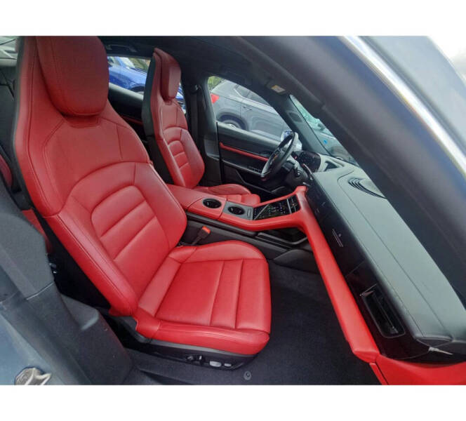 2020 Porsche Taycan 4S