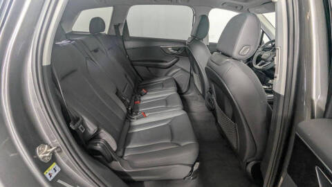 2022 Audi Q7 quattro Premium 55 TFSI