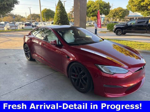 2023 Tesla Model S Plaid