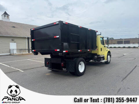 2012 Freightliner M2 106