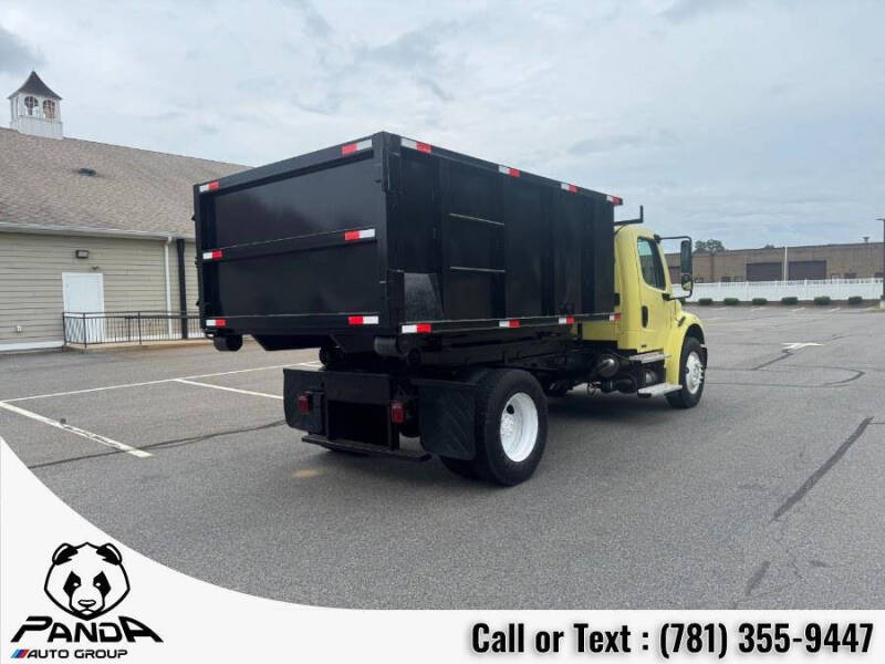 2012 Freightliner M2 106