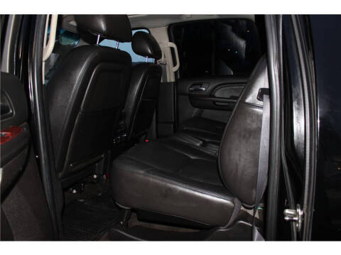 2011 Cadillac Escalade EXT Premium