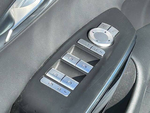 2025 Genesis GV70 2.5T Standard