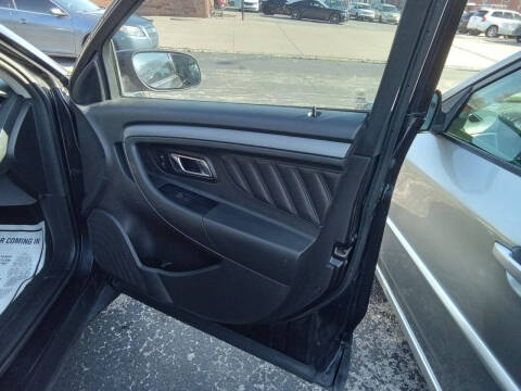 2010 Ford Taurus SEL