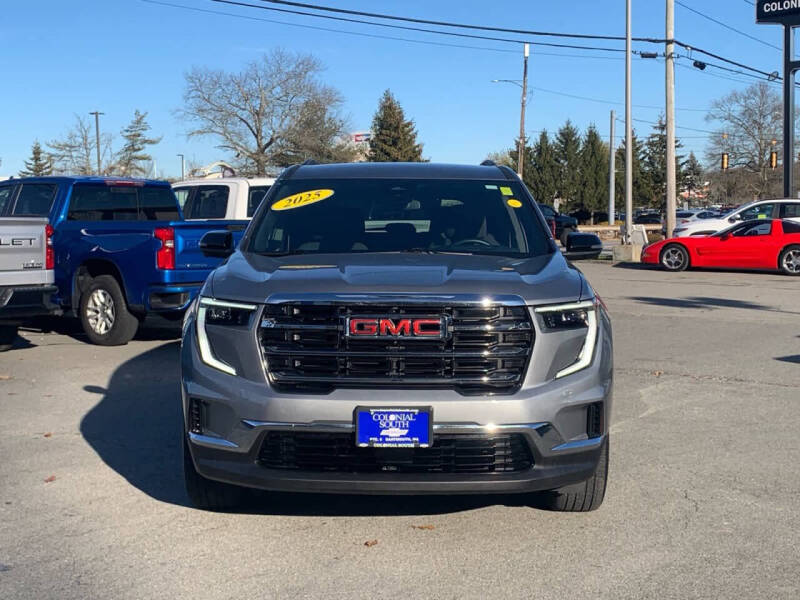 2025 GMC Acadia Elevation